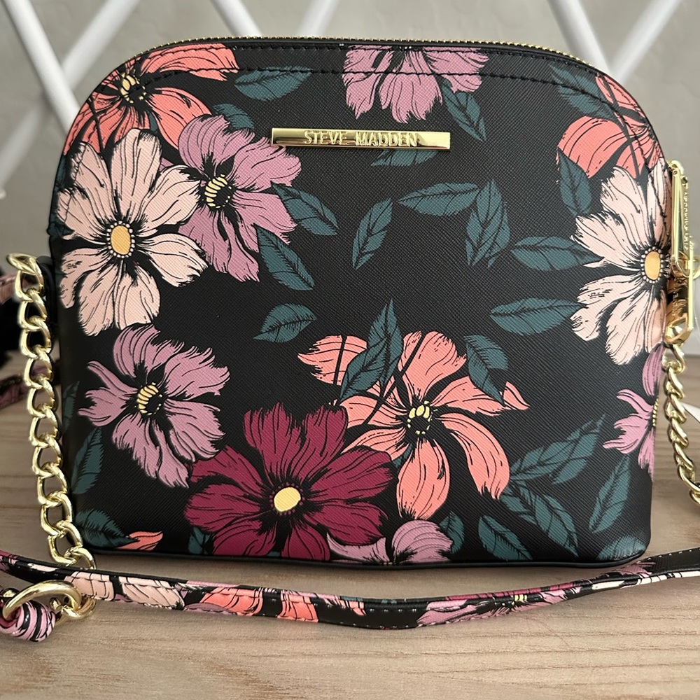Steve Madden crossbody bag